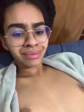 Lninfetinha  live sex cam