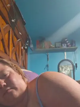 Mooncandle  live sex cam