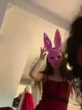Wildcpl6  live sex cam