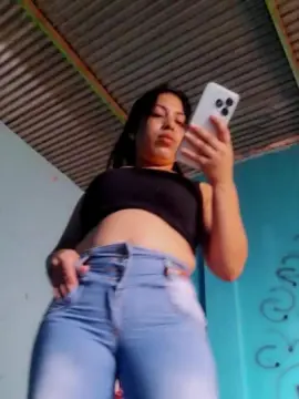 Girl_pee  live sex cam
