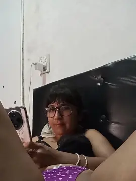 Maialove5  live sex cam