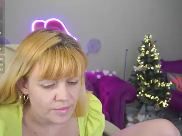 BellaLaPetit  live sex cam