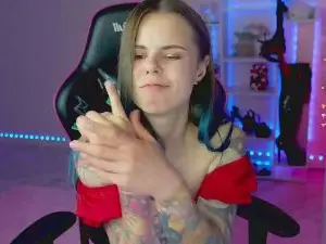 Hellokittyalice  live sex cam