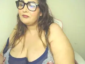 MilaniNutaY  live sex cam