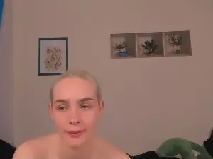 OliviaYellow  live sex cam