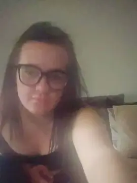 Wetwipeanddry  live sex cam