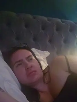 Wetwipeanddry  live sex cam
