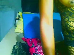 Freakynaughtxx  live sex cam