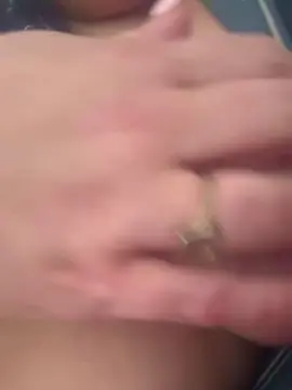 Kadicurvibom  live sex cam