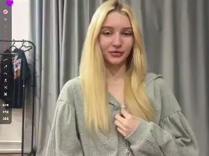 MeredithWojnar  live sex cam