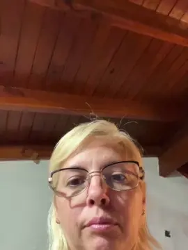 Micarica  live sex cam