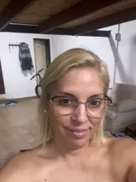 Micarica  live sex cam
