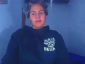 Yessi_rouse  live sex cam