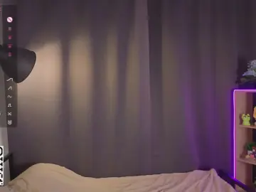 TyishaZier  live sex cam