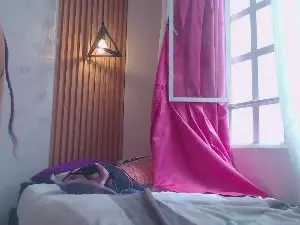 Ariasmithog  live sex cam