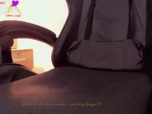 Lucy_blue28_  live sex cam