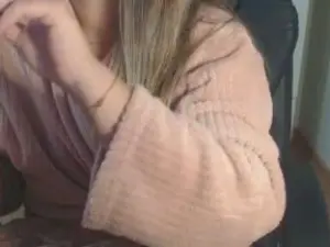 Martinalimaa  live sex cam