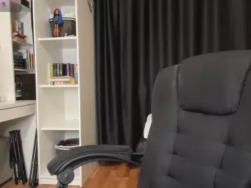 ElfriedaKeef  live sex cam