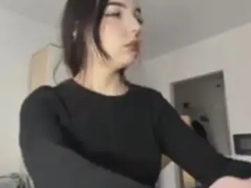 EnedinaReier  live sex cam