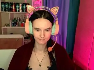 LyndaSurace  live sex cam