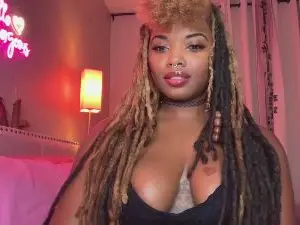1QueenDome  live sex cam
