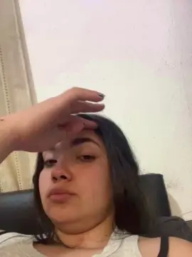 Flor271  live sex cam