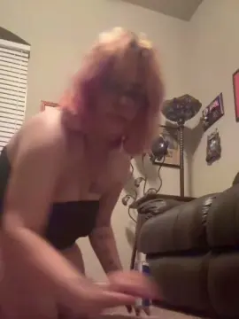 Sexiihellokitty  live sex cam