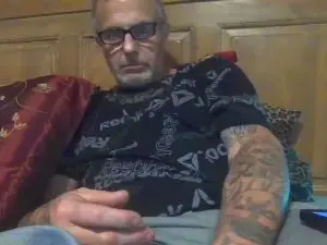 Sheshee  live sex cam
