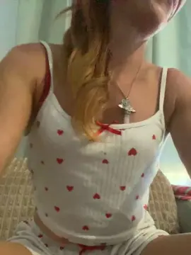 Daisye  live sex cam