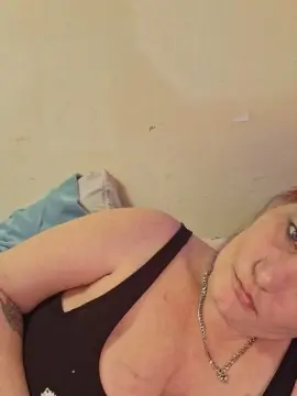 Dojahvue420  live sex cam