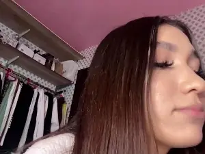 ErinGubitosi  live sex cam