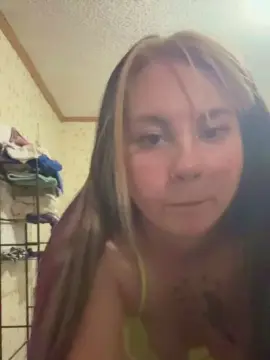 Mommakaye  live sex cam