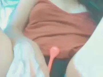 Romi183  live sex cam