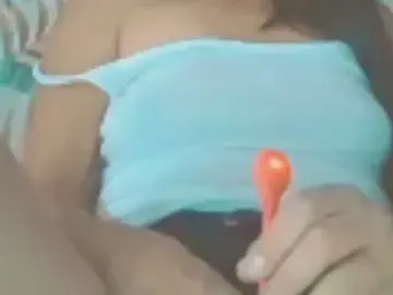 Romi183  live sex cam