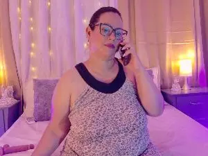 Talianavega  live sex cam
