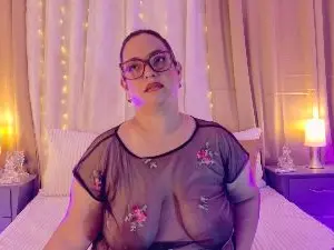 Talianavega  live sex cam