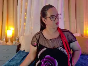 Talianavega  live sex cam