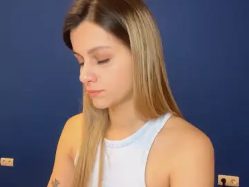 LylaPon  live sex cam