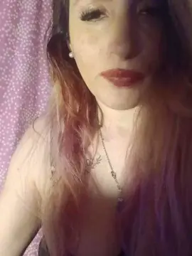 Luna33  live sex cam