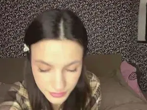 LaverneTrofholz  live sex cam