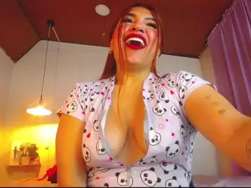 Antonella__B  live sex cam