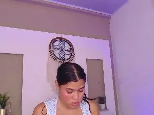 Kitty_Desire2  live sex cam