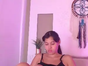 Kitty_Desire2  live sex cam