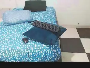 ShamanthaFox  live sex cam