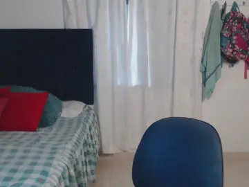 Karlatom1977  live sex cam