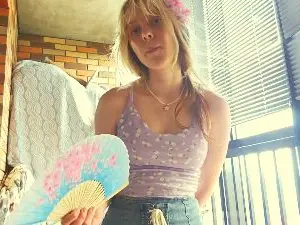 LeonidaMunguia  live sex cam