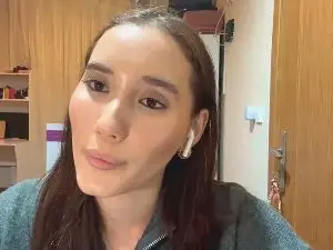 ThuChritton  live sex cam