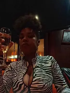 KalypsoJoys  live sex cam
