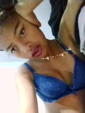 Sasaru  live sex cam