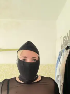 Sexyannahanna  live sex cam